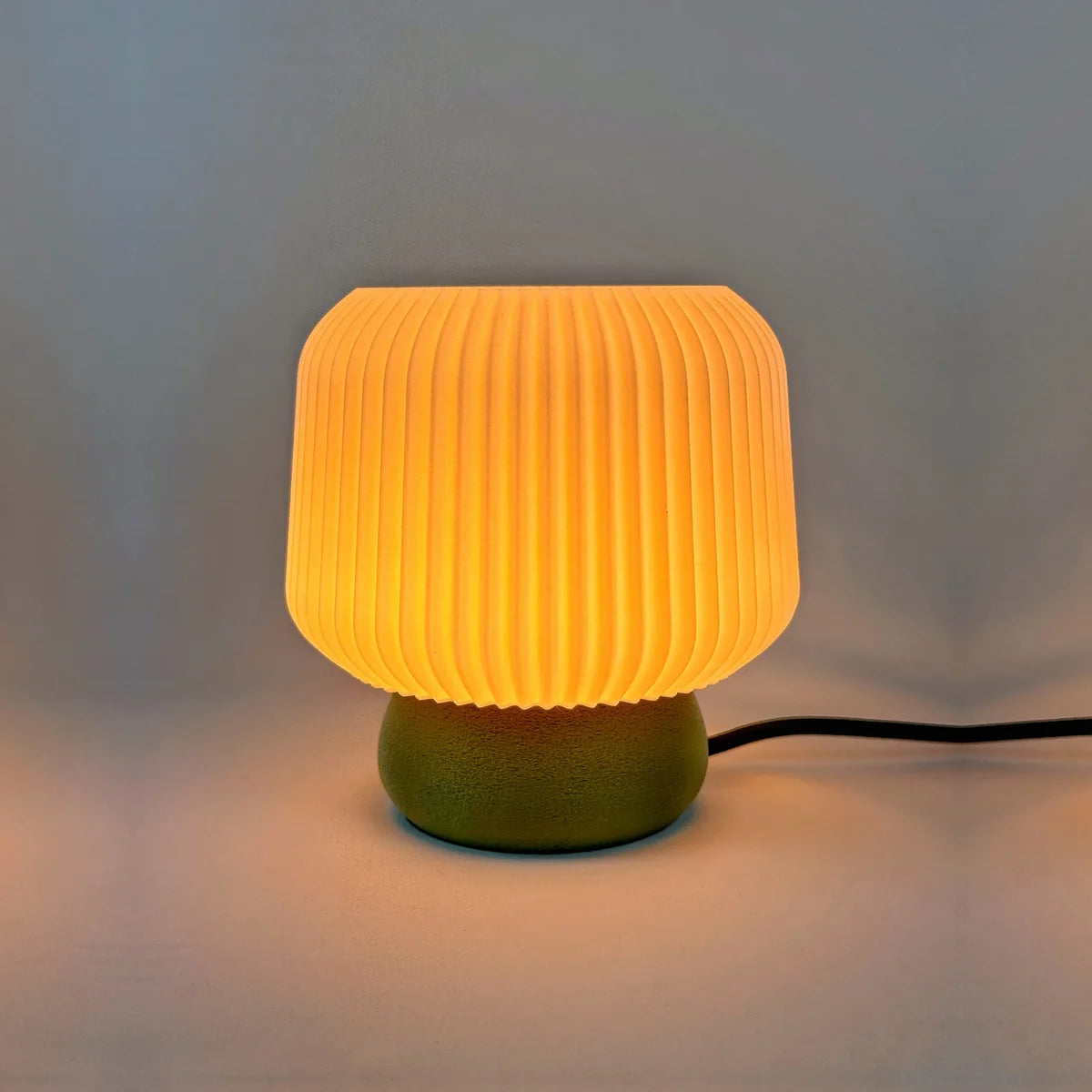 Ripple Leuchte in Olive